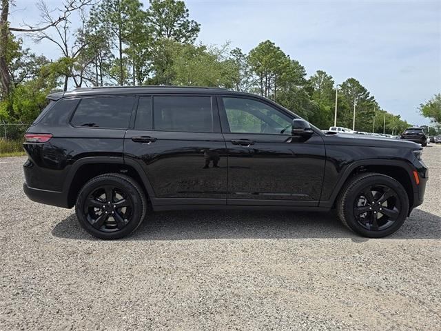 new 2024 Jeep Grand Cherokee L car, priced at $46,811