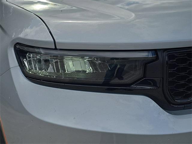 new 2025 Jeep Grand Cherokee L car, priced at $51,377
