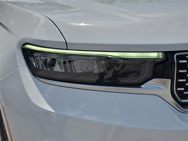 used 2022 Jeep Grand Cherokee car, priced at $45,654