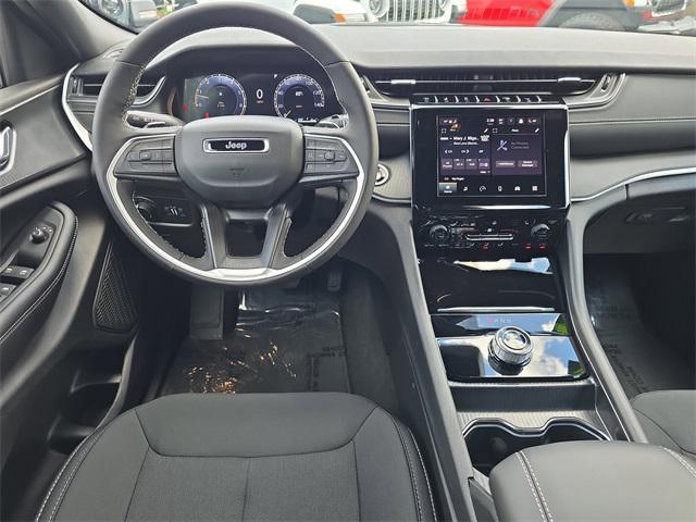 new 2025 Jeep Grand Cherokee car, priced at $39,650