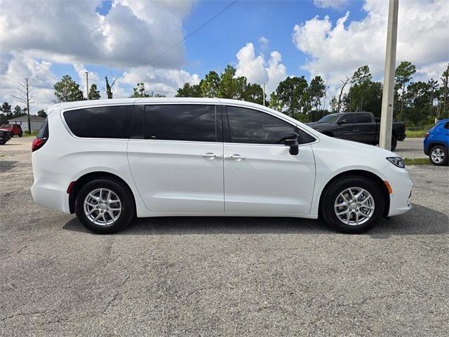 new 2026 Chrysler Pacifica car, priced at $39,742