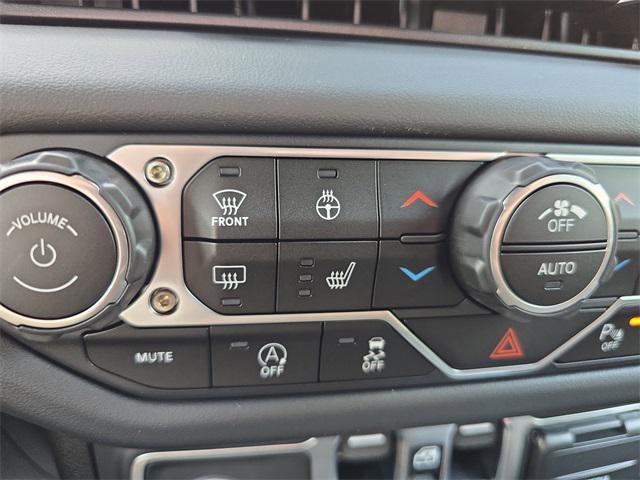 new 2025 Jeep Gladiator car, priced at $46,911
