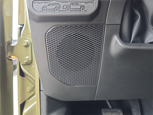 new 2025 Jeep Gladiator car, priced at $46,911