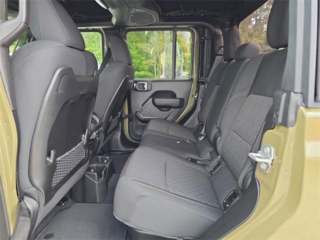 new 2025 Jeep Gladiator car, priced at $46,911