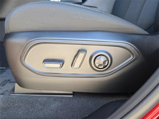 new 2025 Jeep Grand Cherokee car, priced at $34,592