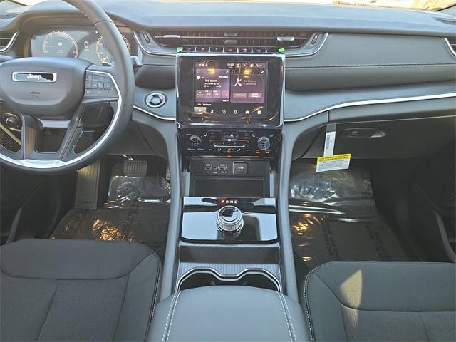 new 2025 Jeep Grand Cherokee car, priced at $34,592