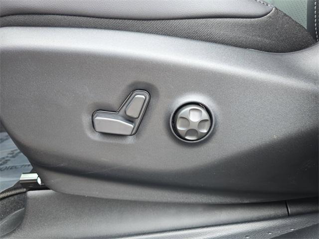 new 2026 Chrysler Pacifica car, priced at $38,088