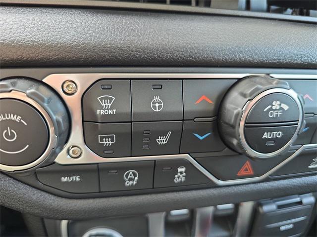 new 2025 Jeep Wrangler car, priced at $39,058