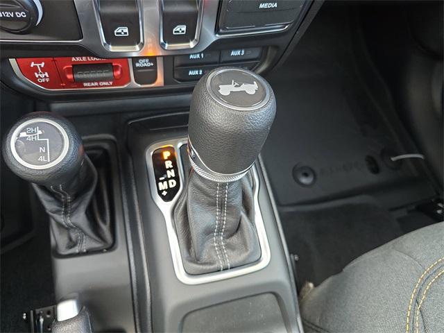 new 2025 Jeep Wrangler car, priced at $39,058