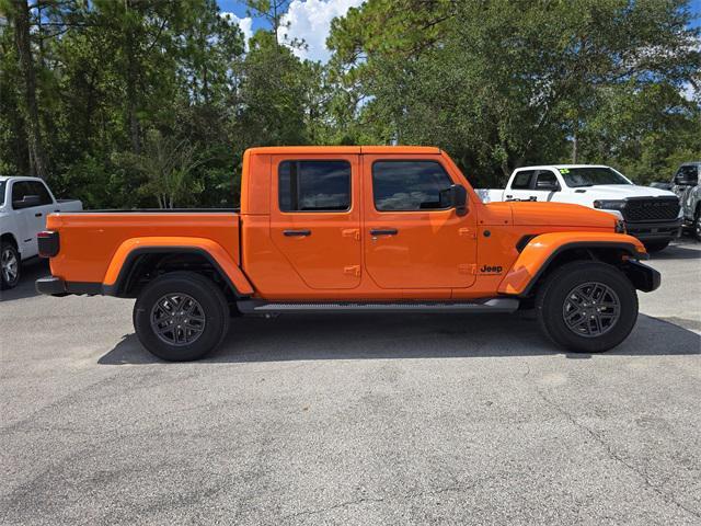 new 2025 Jeep Gladiator car, priced at $41,445