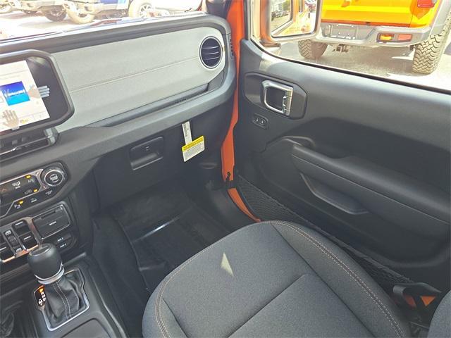 new 2025 Jeep Gladiator car, priced at $41,445