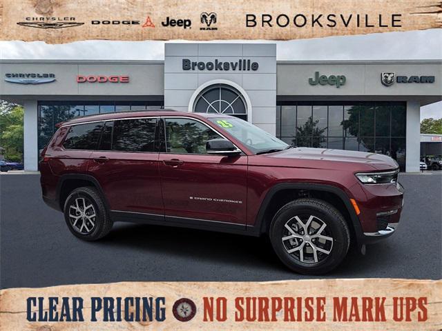 new 2025 Jeep Grand Cherokee L car, priced at $47,672