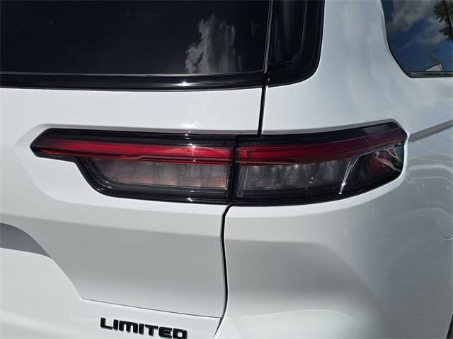 new 2025 Jeep Grand Cherokee L car, priced at $43,081