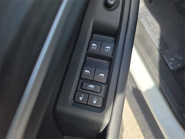 new 2025 Jeep Grand Cherokee L car, priced at $43,081