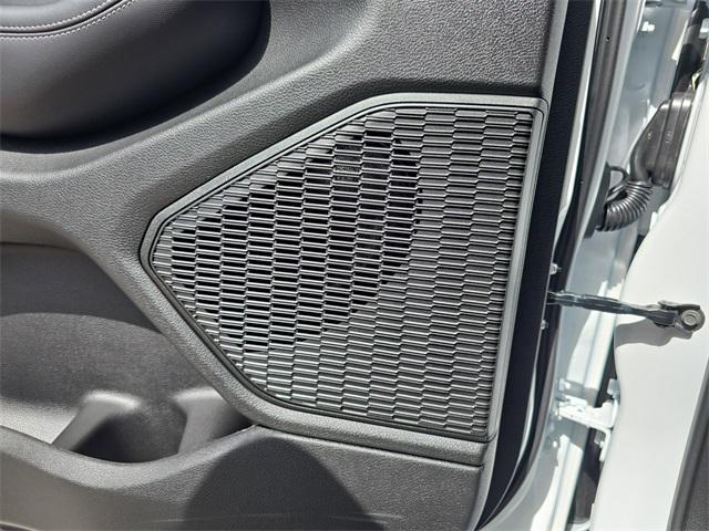 new 2025 Jeep Grand Cherokee L car, priced at $43,081