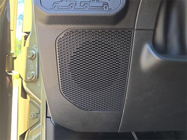 new 2025 Jeep Gladiator car, priced at $40,405
