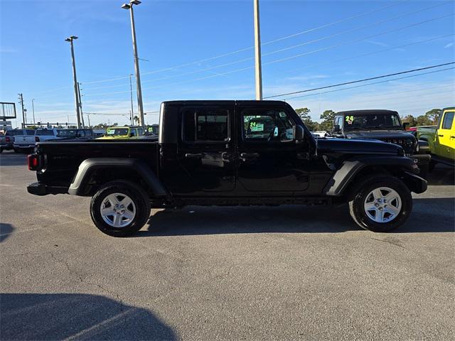 used 2023 Jeep Gladiator car, priced at $31,125