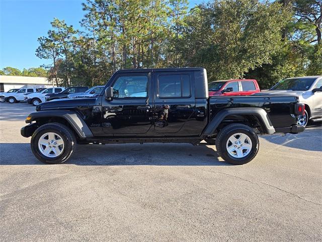 used 2023 Jeep Gladiator car, priced at $31,125