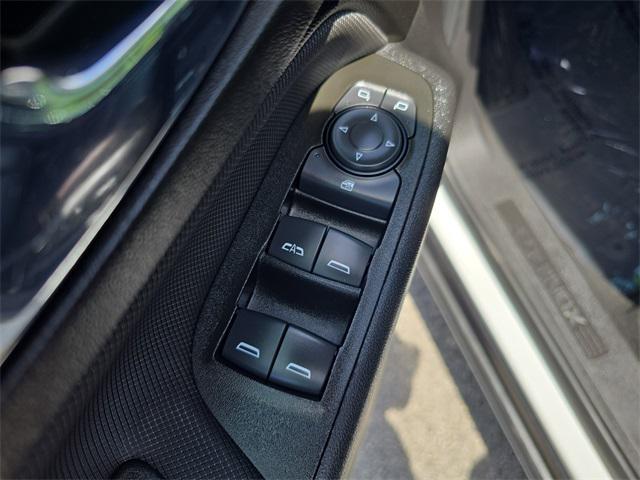 used 2022 Chevrolet Equinox car, priced at $22,441