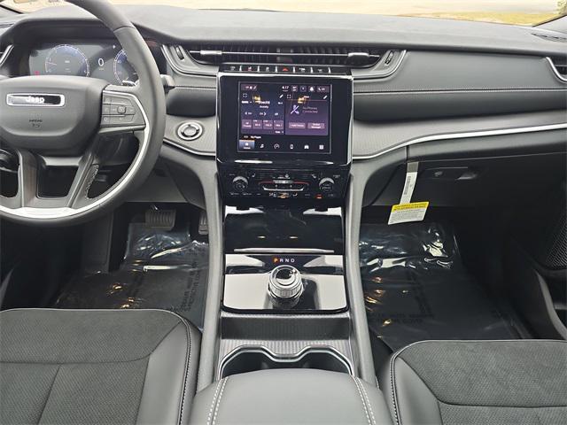 new 2025 Jeep Grand Cherokee car, priced at $38,374