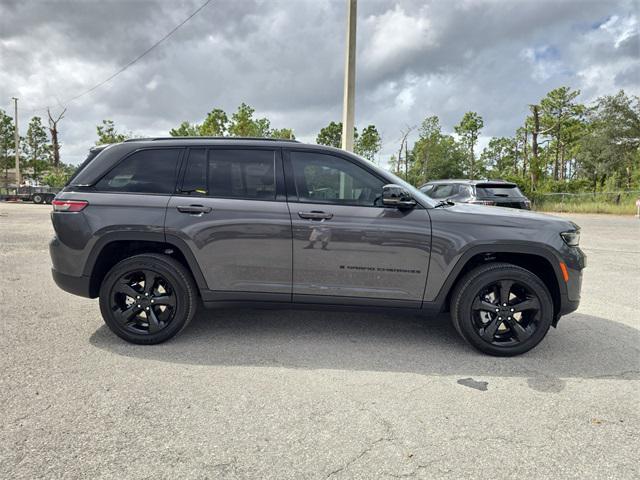 new 2025 Jeep Grand Cherokee car, priced at $38,374