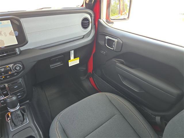 new 2025 Jeep Gladiator car, priced at $51,822