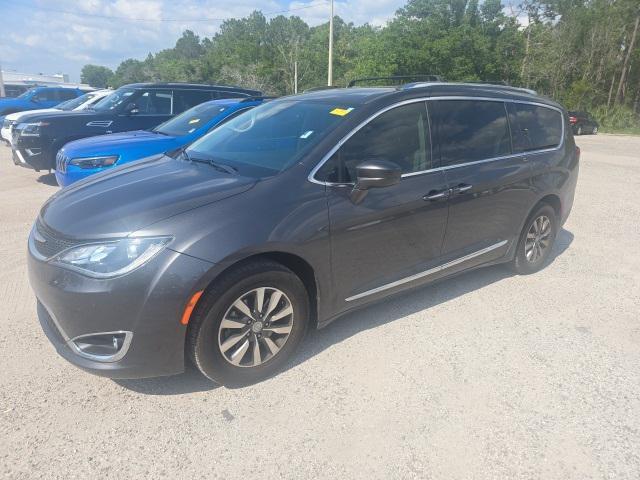 used 2020 Chrysler Pacifica car, priced at $26,168