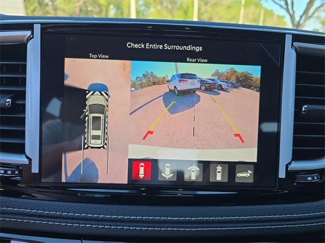 new 2026 Chrysler Pacifica car, priced at $37,016