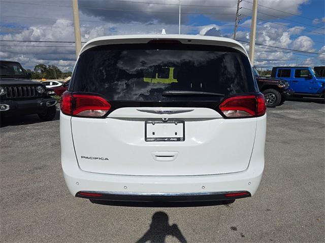 used 2020 Chrysler Pacifica car, priced at $18,995