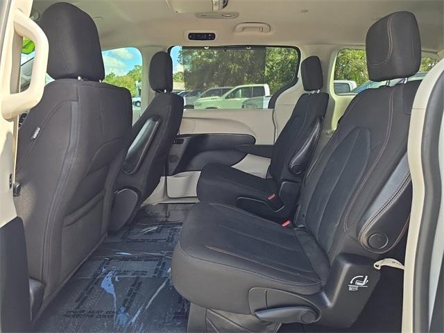 used 2020 Chrysler Pacifica car, priced at $18,995