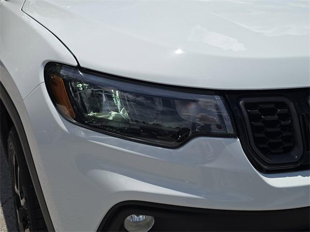 new 2025 Jeep Compass car, priced at $31,661