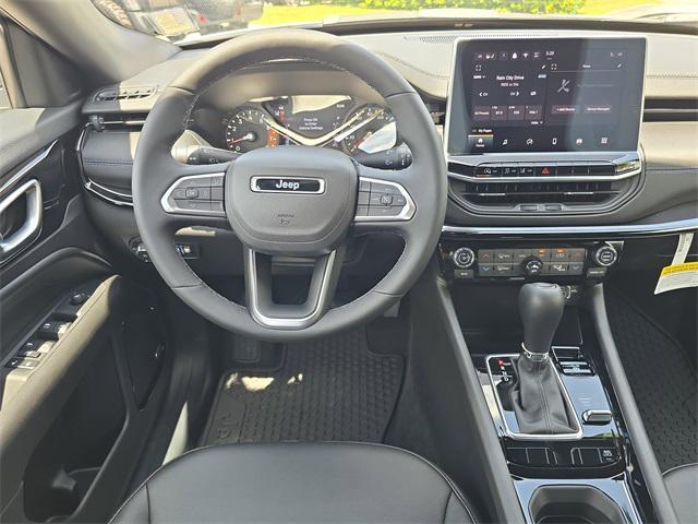 new 2025 Jeep Compass car, priced at $31,661