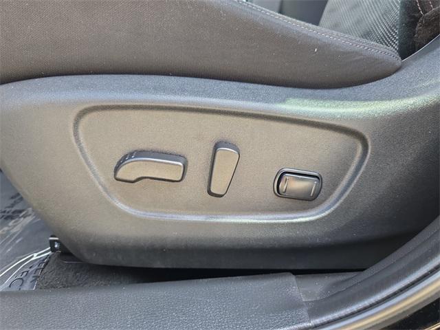 used 2022 Nissan Rogue Sport car, priced at $18,995