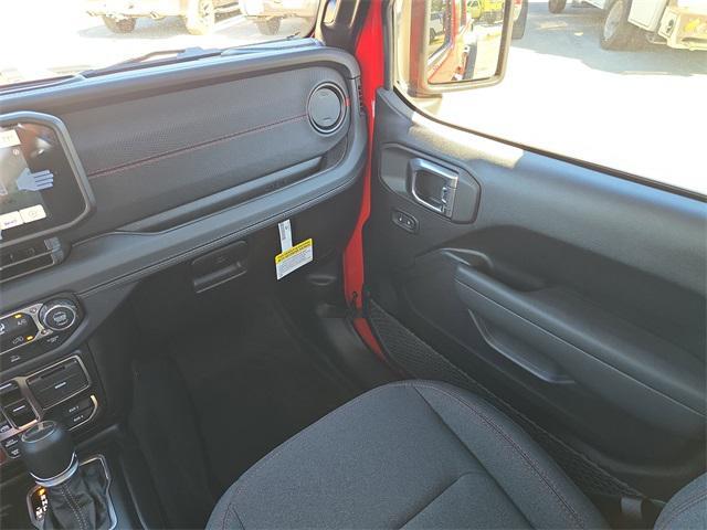 new 2025 Jeep Gladiator car, priced at $43,051