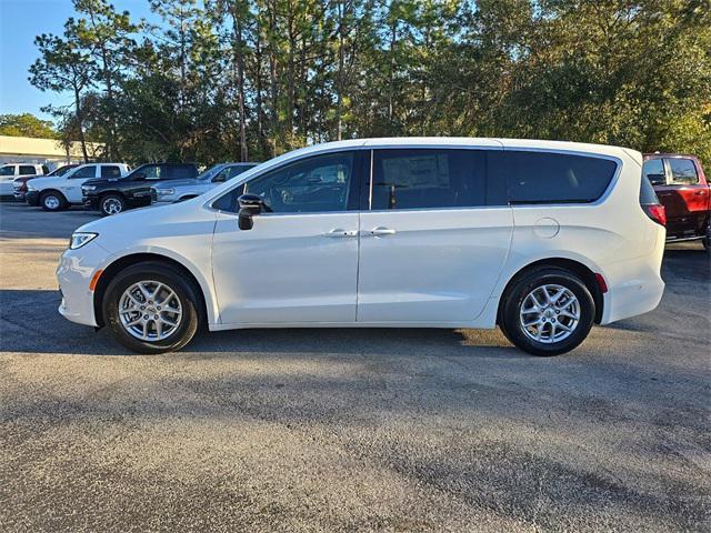 new 2025 Chrysler Pacifica car, priced at $42,425