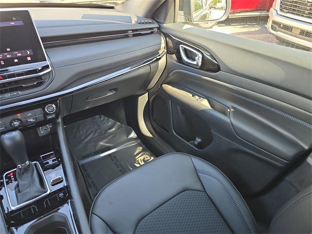 new 2025 Jeep Compass car, priced at $30,458