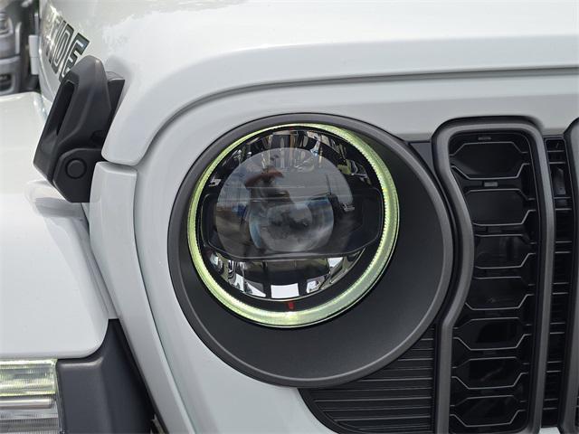 new 2025 Jeep Gladiator car, priced at $47,789