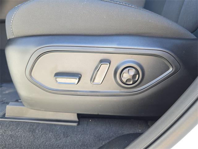 new 2025 Jeep Grand Cherokee car, priced at $34,056