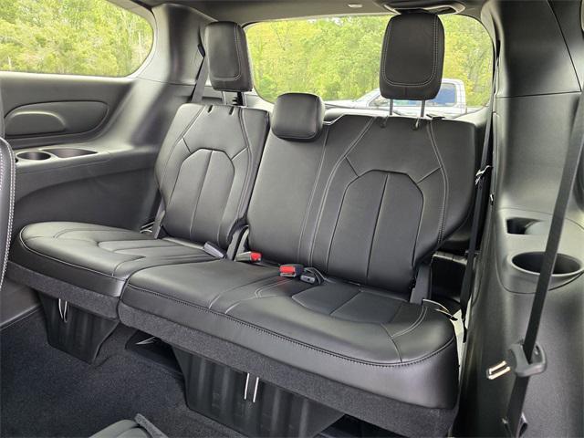 new 2026 Chrysler Pacifica car, priced at $34,992