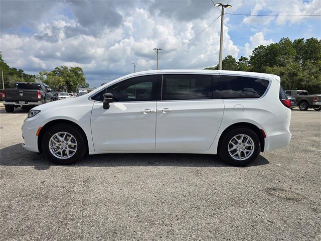 new 2026 Chrysler Pacifica car, priced at $34,992