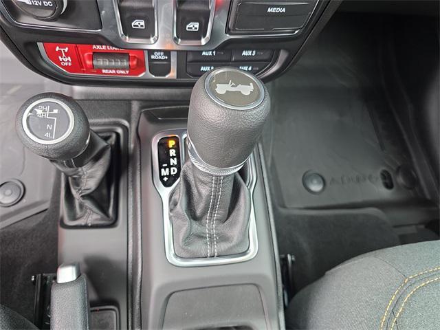 new 2025 Jeep Wrangler car, priced at $48,324