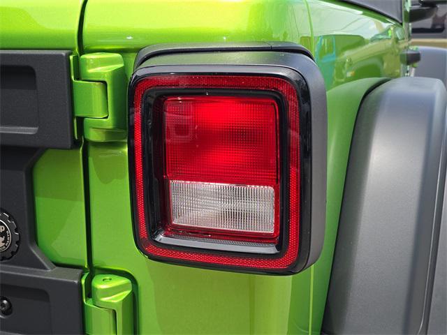 new 2025 Jeep Wrangler car, priced at $46,888