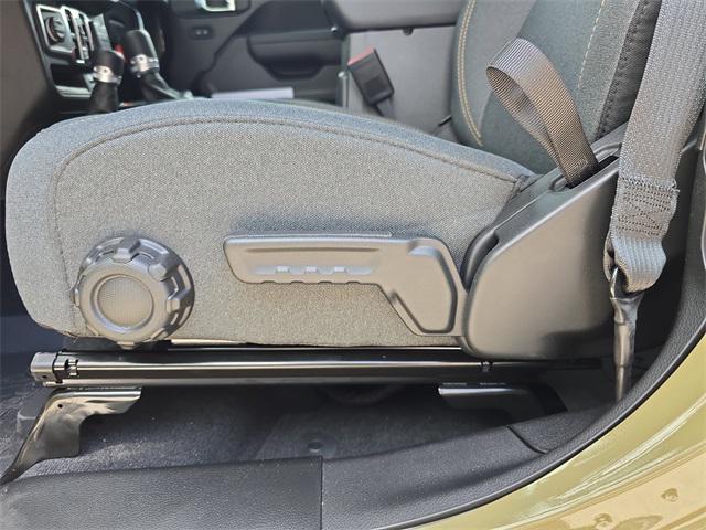 new 2025 Jeep Gladiator car, priced at $47,921