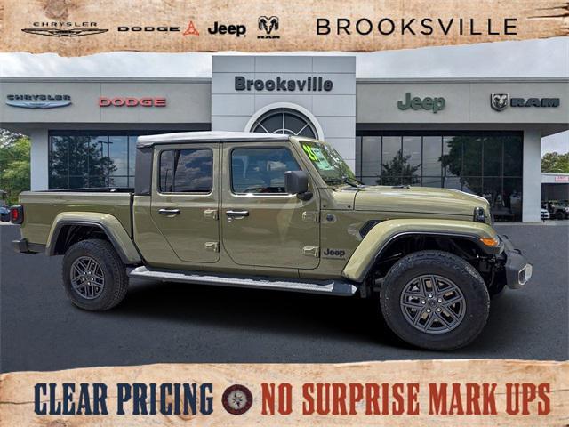 new 2025 Jeep Gladiator car, priced at $47,921