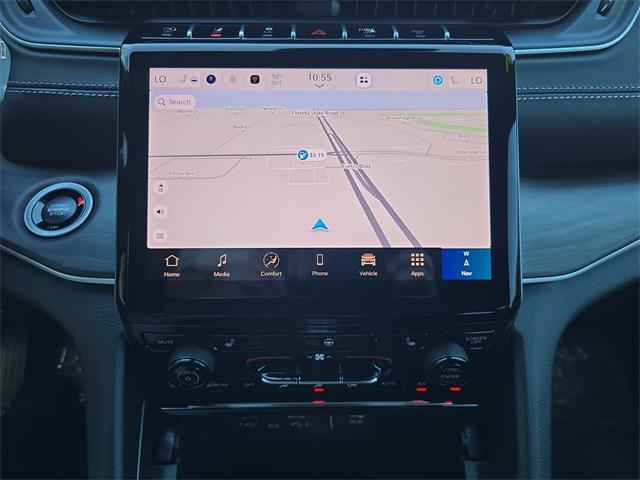 new 2025 Jeep Grand Cherokee car, priced at $41,017