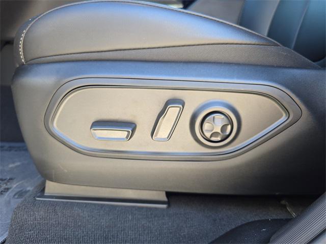 new 2025 Jeep Grand Cherokee car, priced at $41,017