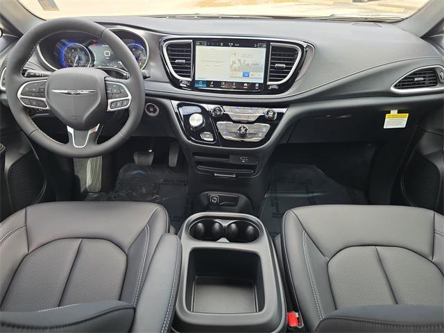 new 2026 Chrysler Pacifica car, priced at $37,778