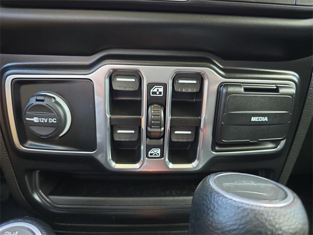 used 2022 Jeep Gladiator car, priced at $32,986