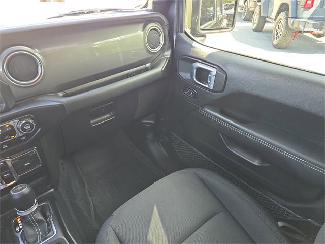 used 2022 Jeep Gladiator car, priced at $32,986