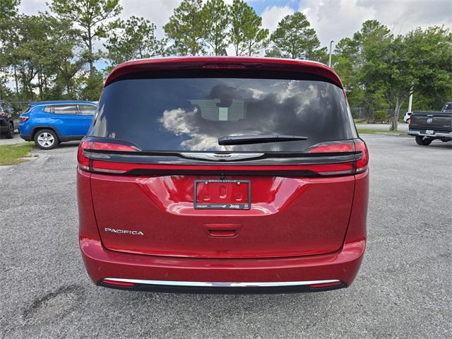 new 2026 Chrysler Pacifica car, priced at $40,188